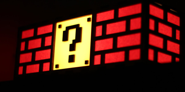 Petes-Question-Block-Lamp